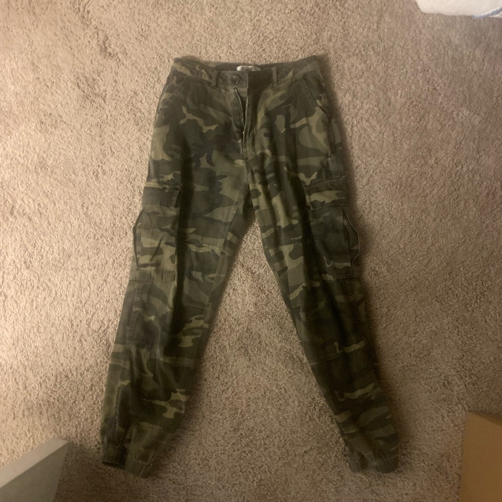 Camo pants in great condition!